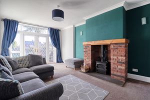 Dining Room- click for photo gallery